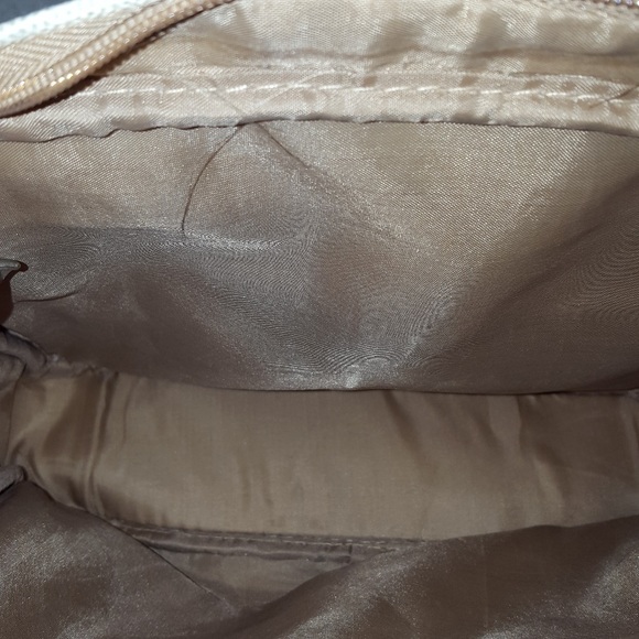 Handbag - Picture 3 of 7